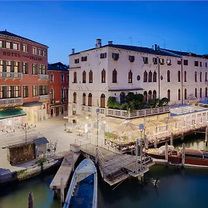 Hotel Nh Santa Lucia, Venetië