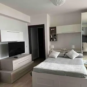 Privato Garibaldi Apartamento Milán
