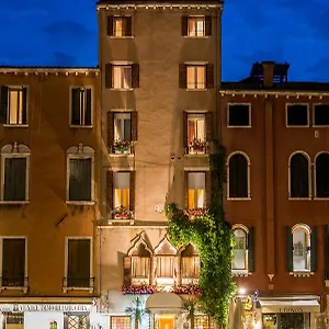 Hotel Santo Stefano, Venetië