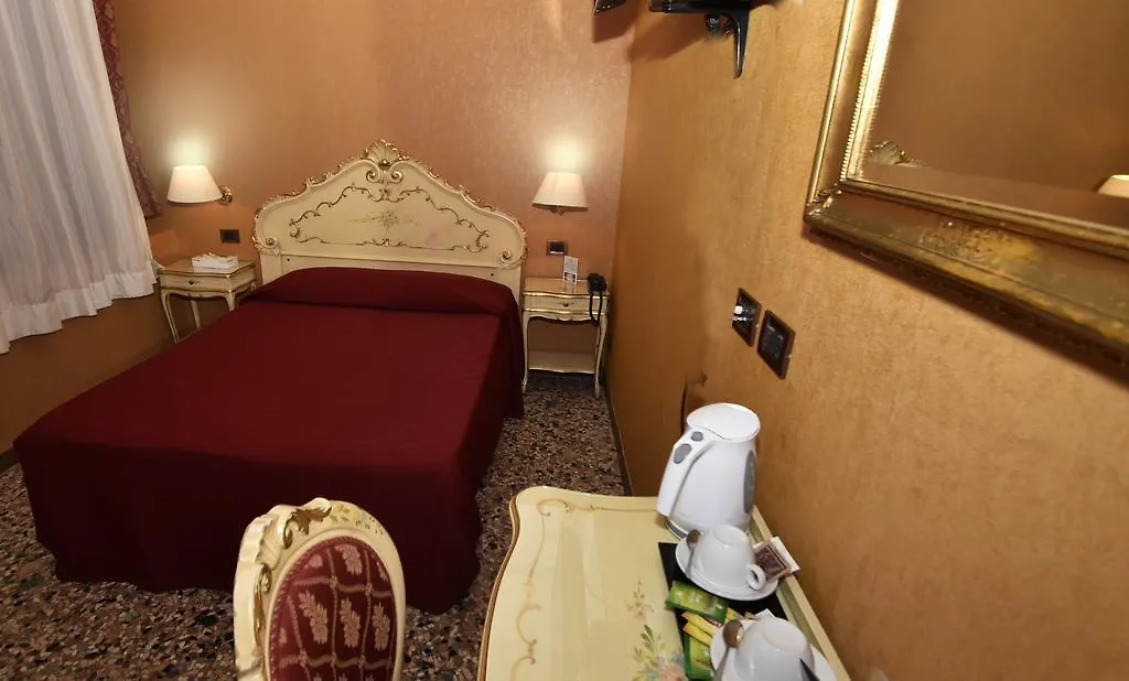 Locanda Poste Vecie Wenecja Pensjonat